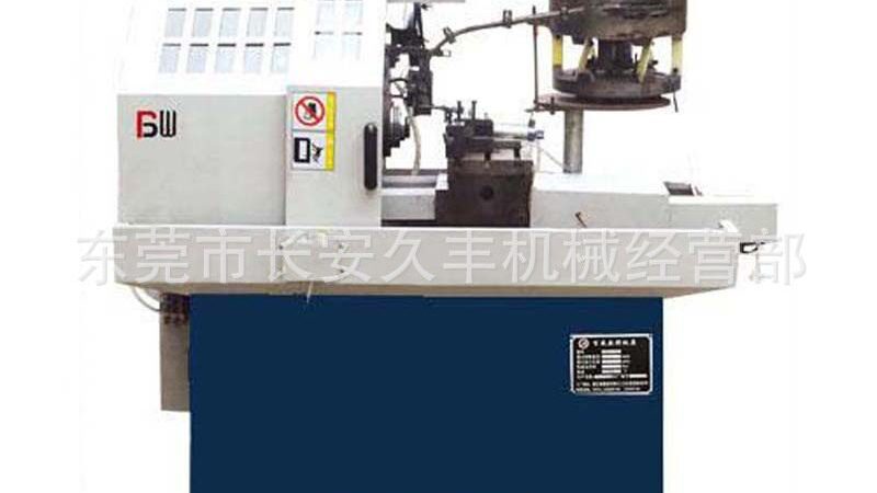 在龙门加工中心正式安装之前，需要做好以下准备工作：